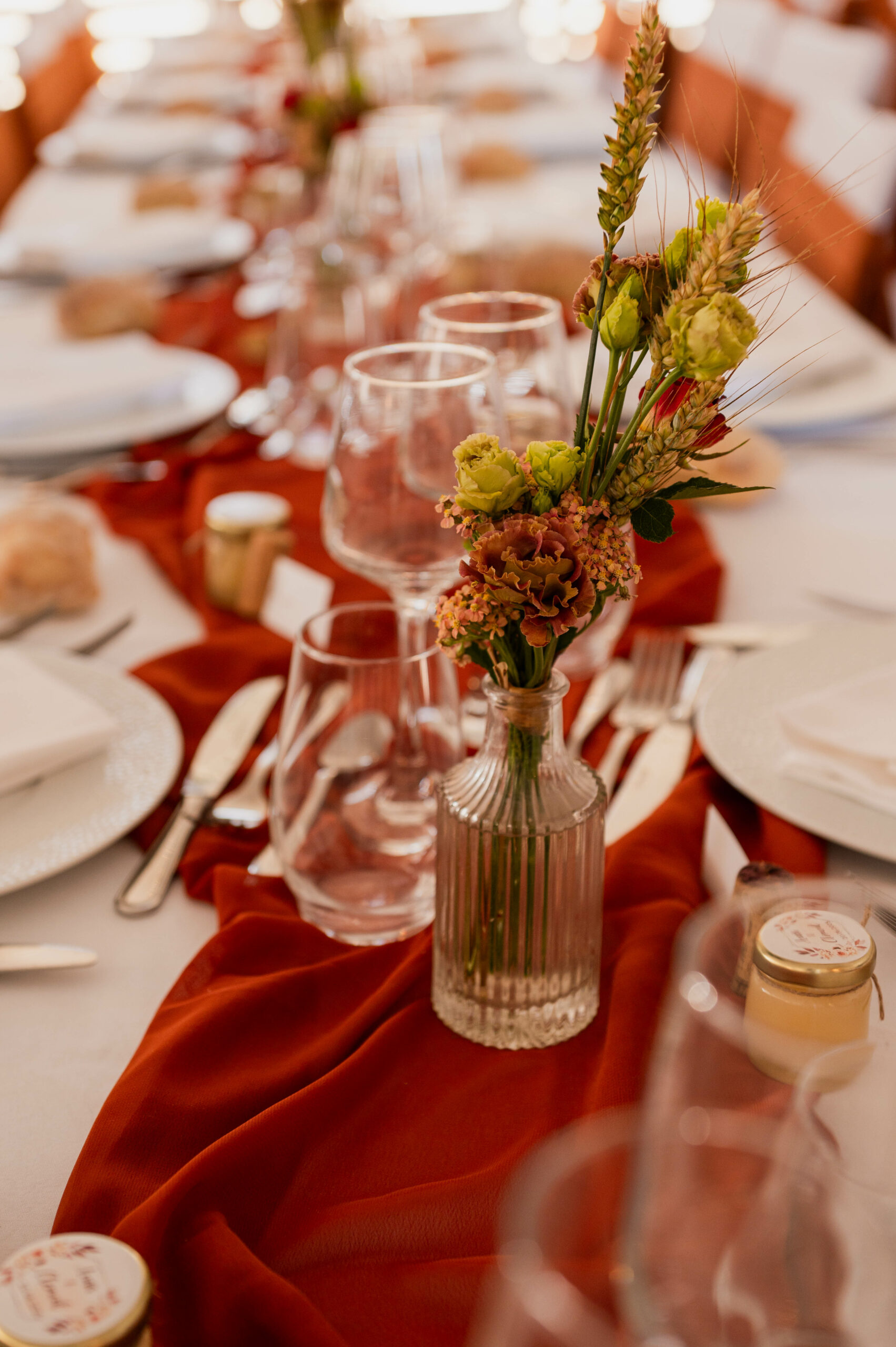 Lire la suite à propos de l’article Inspirations déco mariage à Breritz : couleurs & ambiances